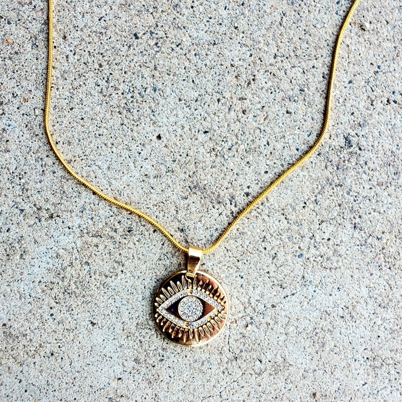 New Rhinestone Evil Eye Protection Gold Necklace. - Picture 6 of 16